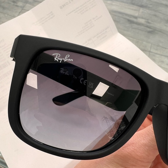 Ray Ban sunglasses - Picture 4 of 8